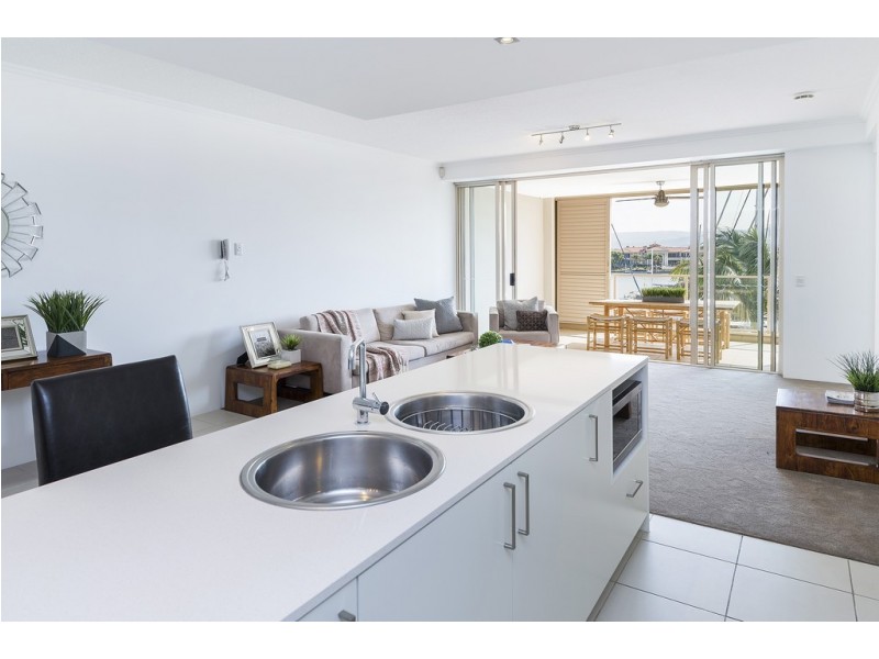 1797/1 Rialto Quay Drive, Hope Island QLD 4212