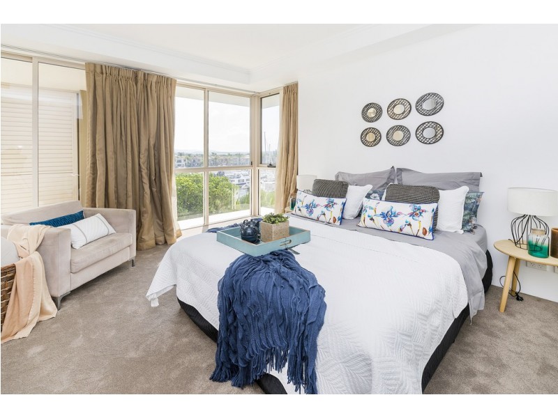 1797/1 Rialto Quay Drive, Hope Island QLD 4212