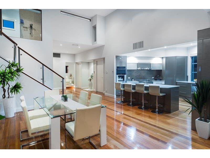 2527 Gracemere Circuit West, Hope Island QLD 4212