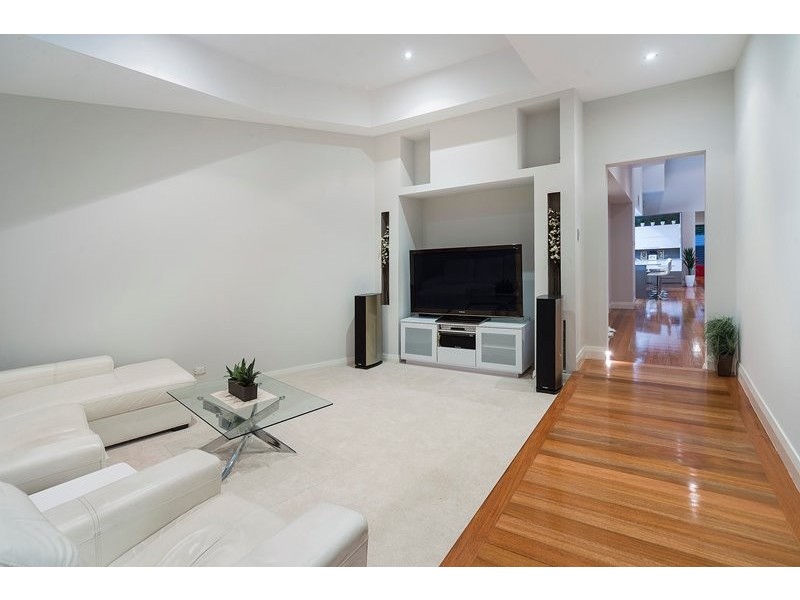 2527 Gracemere Circuit West, Hope Island QLD 4212