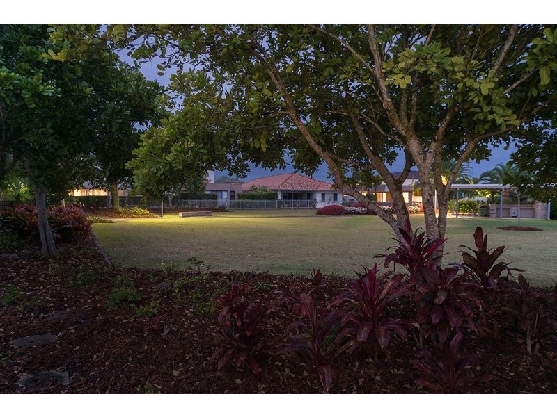 2527 Gracemere Circuit West, Hope Island QLD 4212