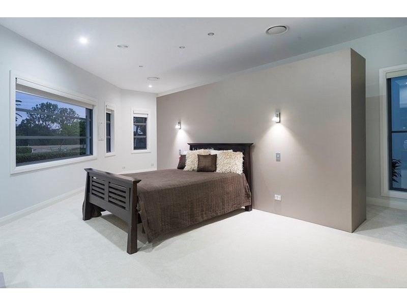 2527 Gracemere Circuit West, Hope Island QLD 4212