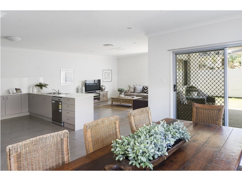 24 Galley Road, Hope Island QLD 4212