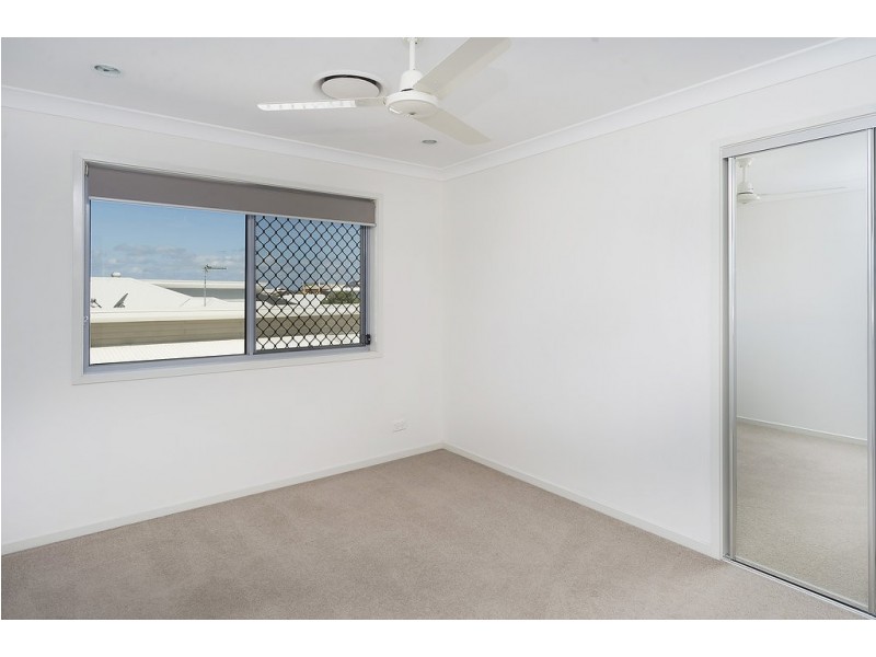 24 Galley Road, Hope Island QLD 4212