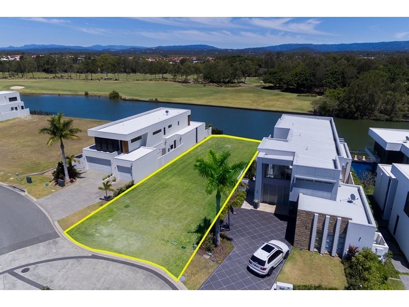 7621 Fairway Boulevard, Hope Island QLD 4212