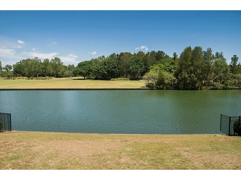 7621 Fairway Boulevard, Hope Island QLD 4212