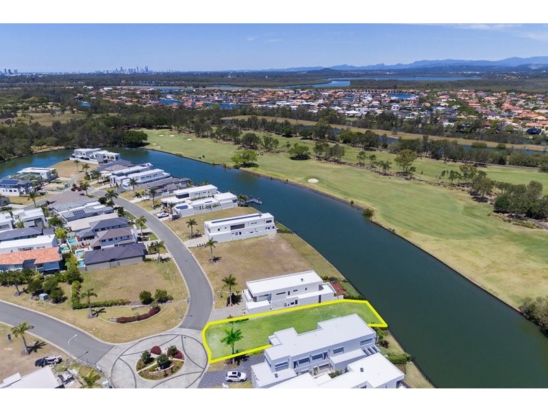 7621 Fairway Boulevard, Hope Island QLD 4212