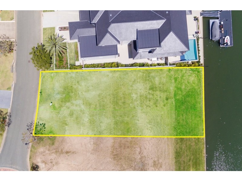 2515 Cressbrook Drive, Hope Island QLD 4212