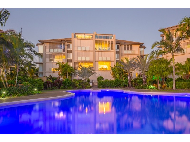 1721 Rialto Quay Drive, Hope Island QLD 4212