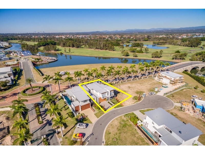 7842 Pavilions Place, Hope Island QLD 4212