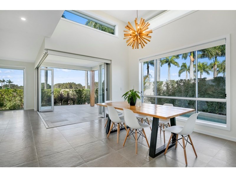 7842 Pavilions Place, Hope Island QLD 4212