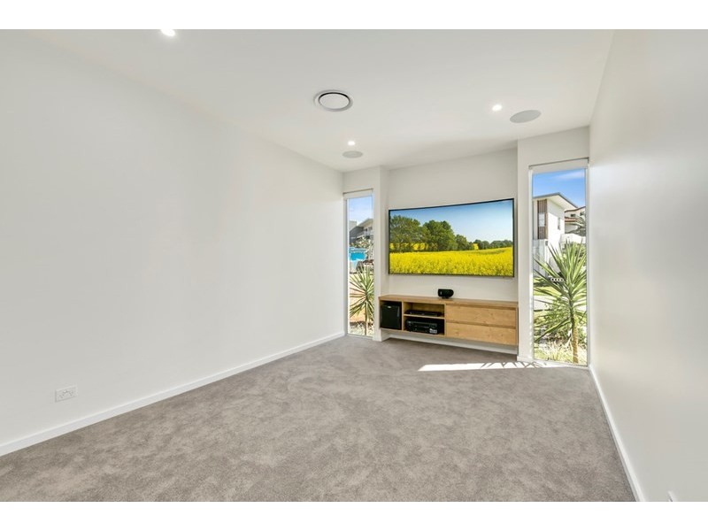 7842 Pavilions Place, Hope Island QLD 4212