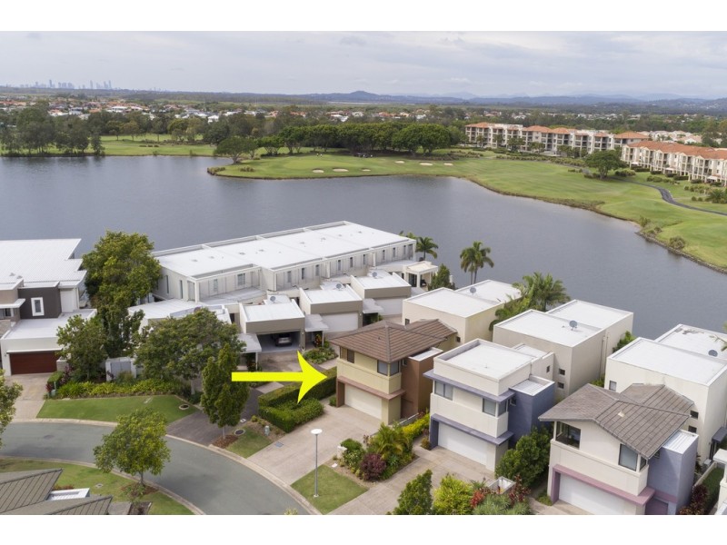 6091 Lugano Drive, Hope Island QLD 4212