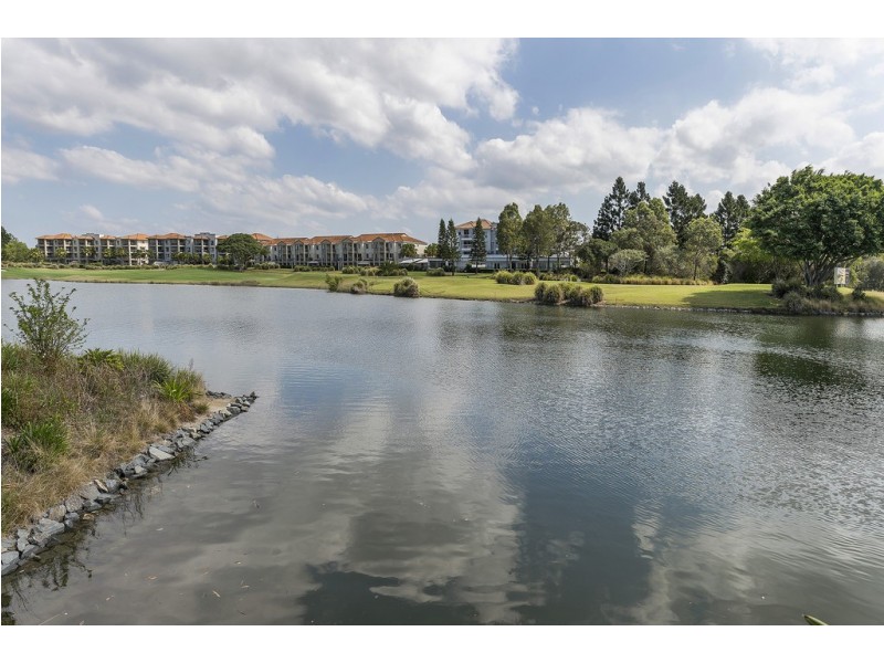 6091 Lugano Drive, Hope Island QLD 4212