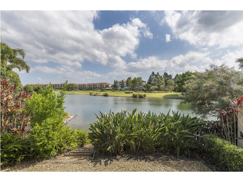 6091 Lugano Drive, Hope Island QLD 4212