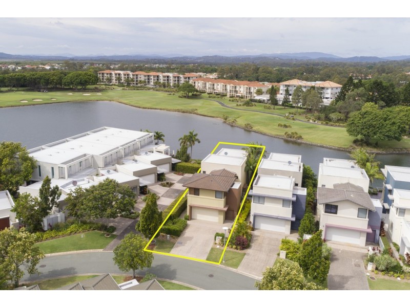 6091 Lugano Drive, Hope Island QLD 4212