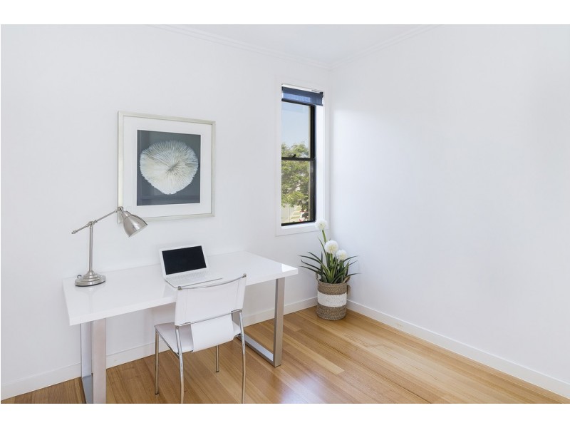 6091 Lugano Drive, Hope Island QLD 4212