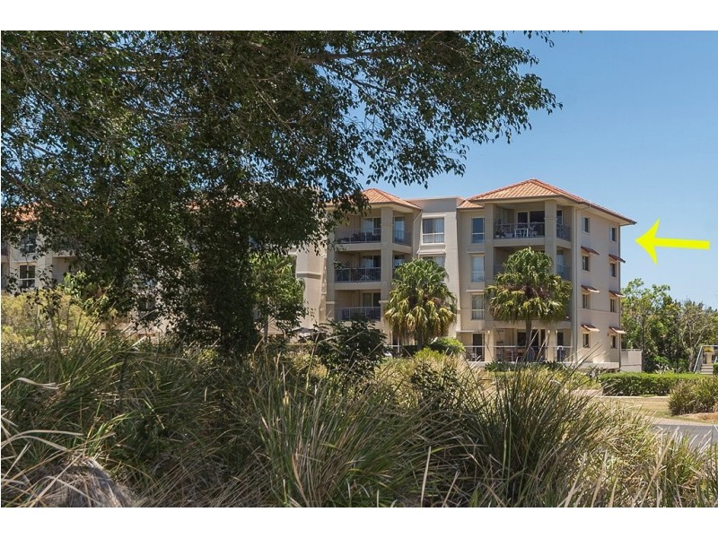 8436 Magnolia Drive East, Hope Island QLD 4212