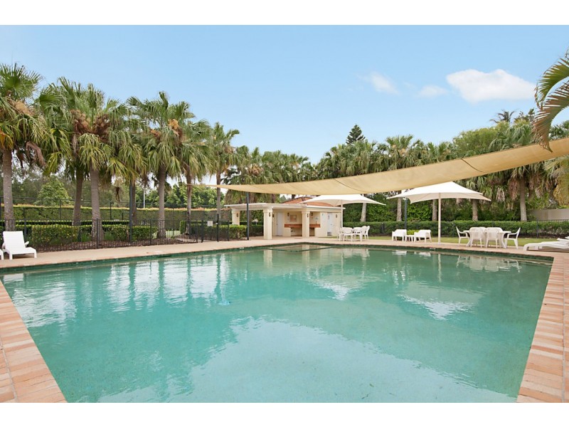 8436 Magnolia Drive East, Hope Island QLD 4212