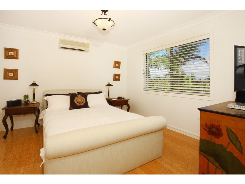 10 Prosperity Drive, Helensvale QLD 4212