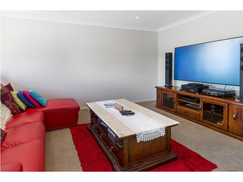 78 The Peninsula, Helensvale QLD 4212