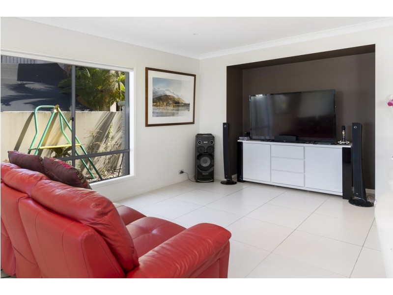 78 The Peninsula, Helensvale QLD 4212