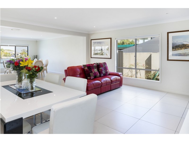 78 The Peninsula, Helensvale QLD 4212