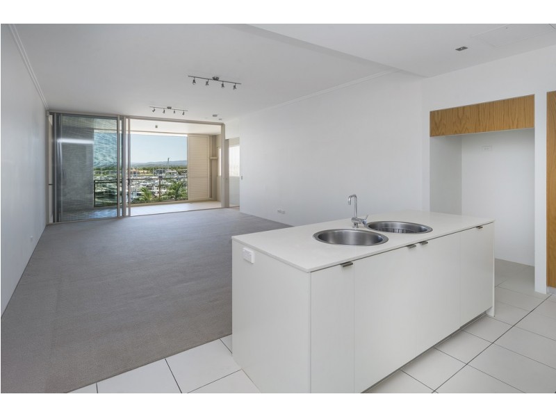 1713 Rialto Quay Drive, Hope Island QLD 4212