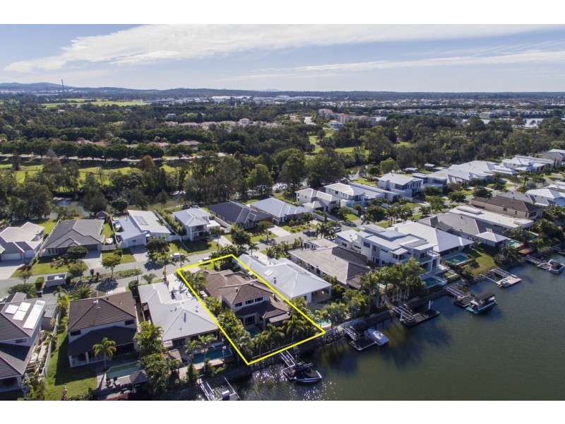 104 The Peninsula, Helensvale QLD 4212