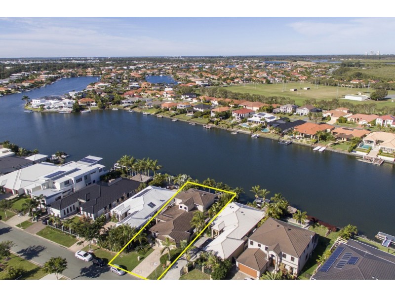 104 The Peninsula, Helensvale QLD 4212