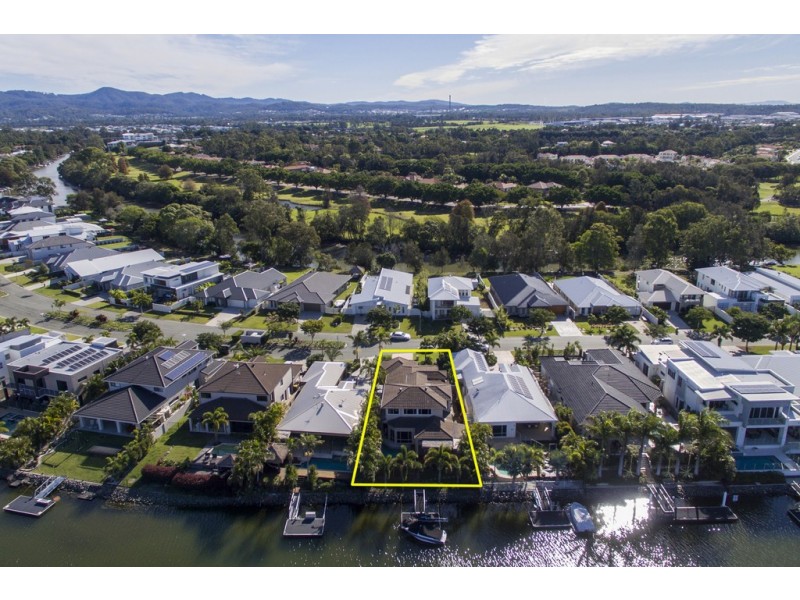 104 The Peninsula, Helensvale QLD 4212