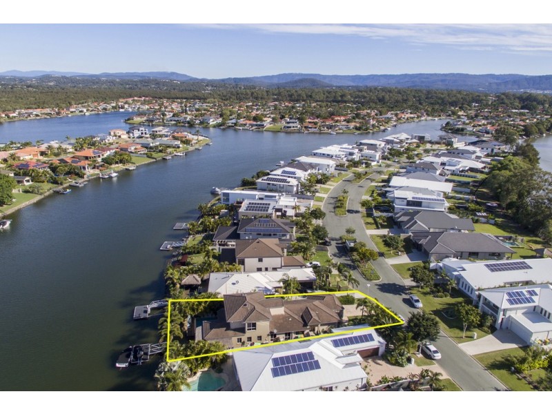 104 The Peninsula, Helensvale QLD 4212