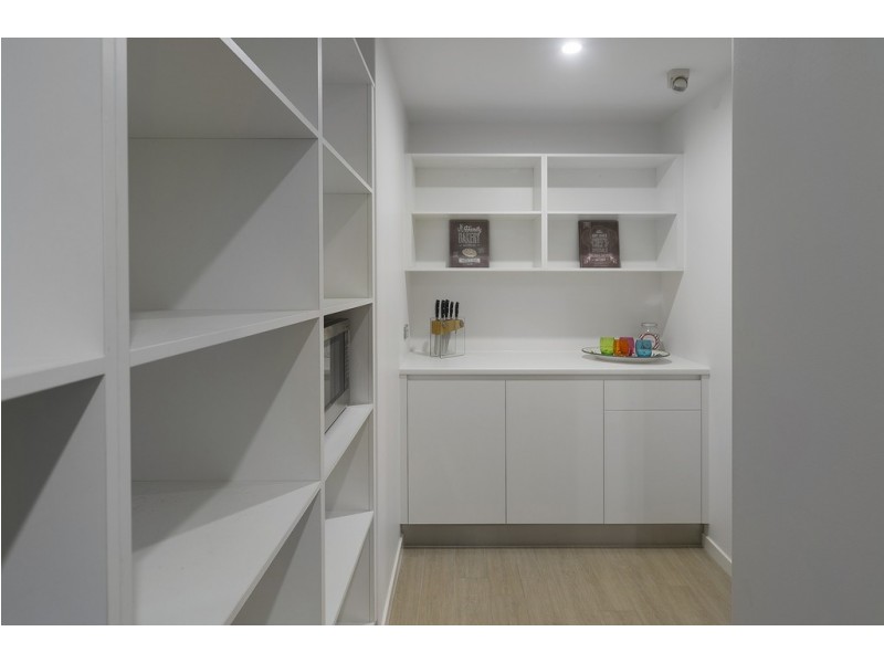 7657 Fairway Boulevard, Hope Island QLD 4212