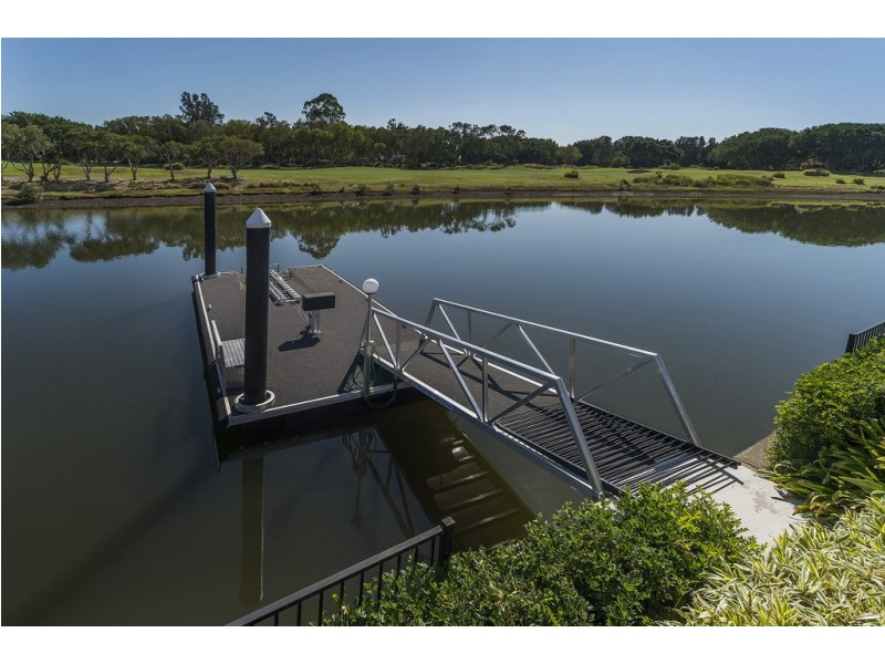 7657 Fairway Boulevard, Hope Island QLD 4212