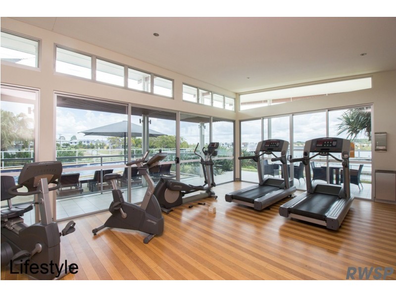 7/37 Azure Way, Hope Island QLD 4212