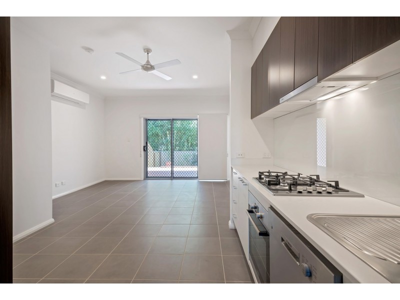 7/37 Azure Way, Hope Island QLD 4212