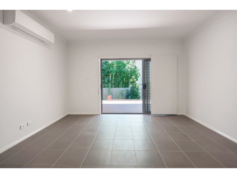 7/37 Azure Way, Hope Island QLD 4212