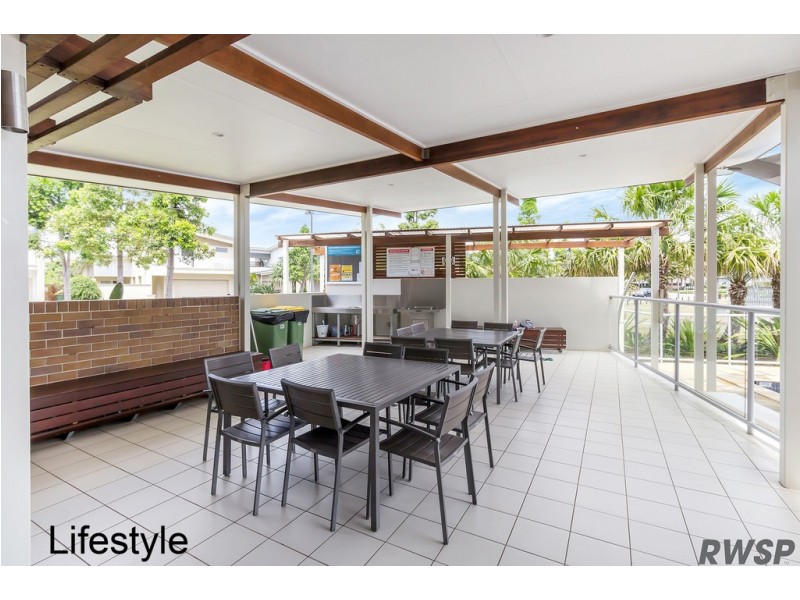7/37 Azure Way, Hope Island QLD 4212