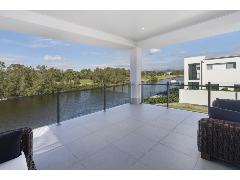 7611 Fairway Boulevard, Hope Island QLD 4212