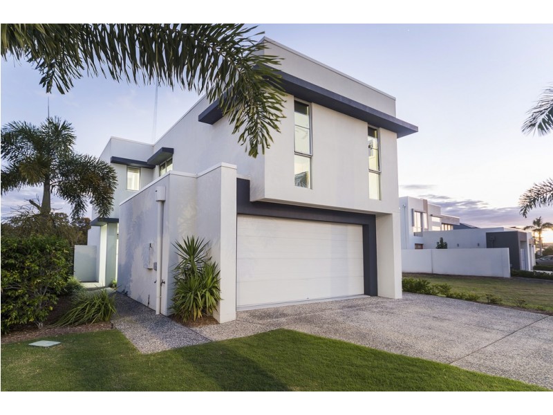 7611 Fairway Boulevard, Hope Island QLD 4212