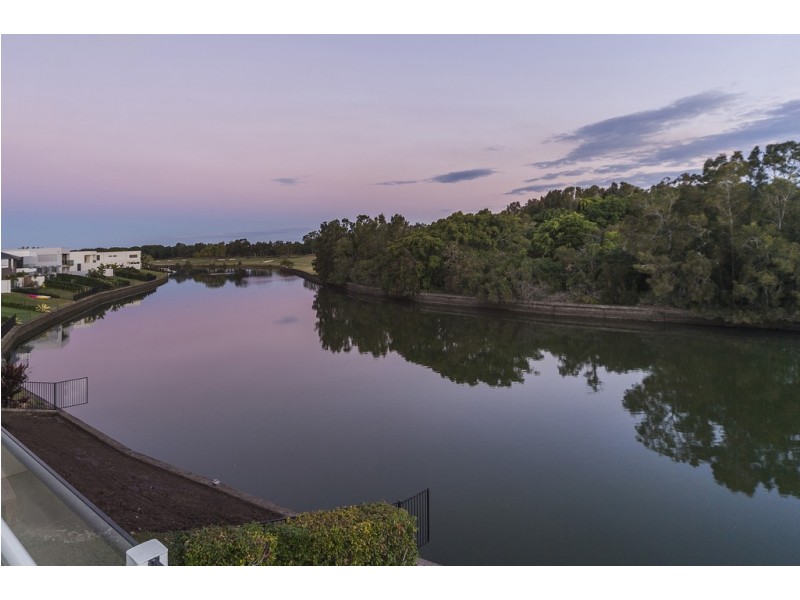 7611 Fairway Boulevard, Hope Island QLD 4212