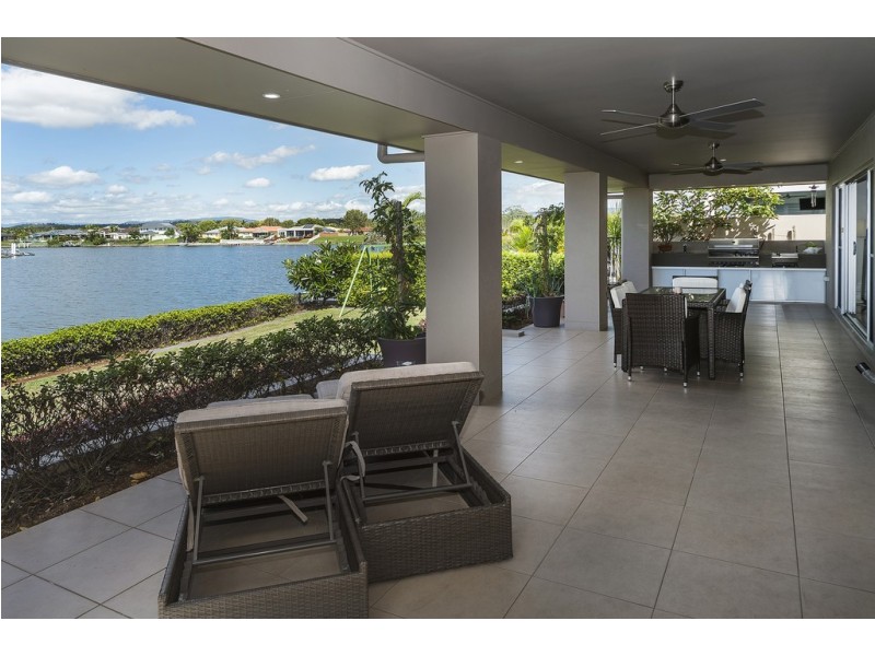 126 The Peninsula, Helensvale QLD 4212