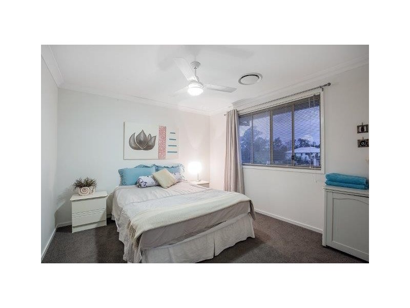 13 The Peninsula, Helensvale QLD 4212