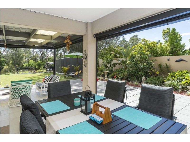 13 The Peninsula, Helensvale QLD 4212