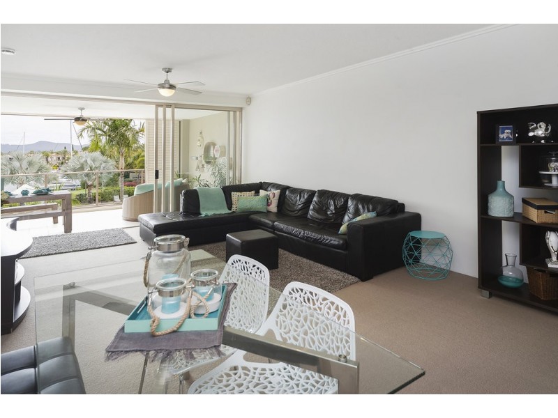 1740/1 Rialto Quay Dr, Hope Island QLD 4212