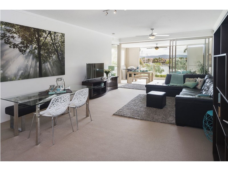 1740/1 Rialto Quay Dr, Hope Island QLD 4212