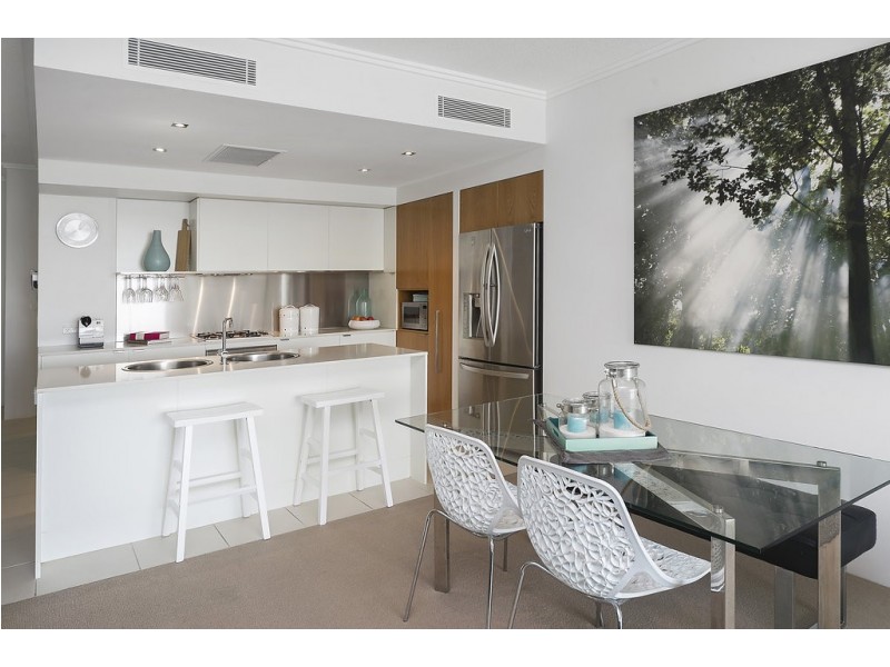 1740/1 Rialto Quay Dr, Hope Island QLD 4212