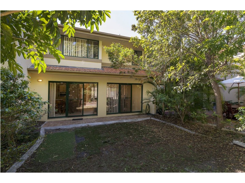73/100 Morala Avenue, Runaway Bay QLD 4216