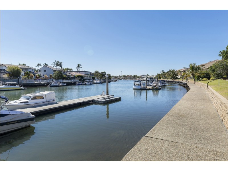 73/100 Morala Avenue, Runaway Bay QLD 4216