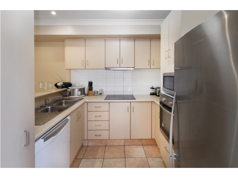 73/100 Morala Avenue, Runaway Bay QLD 4216